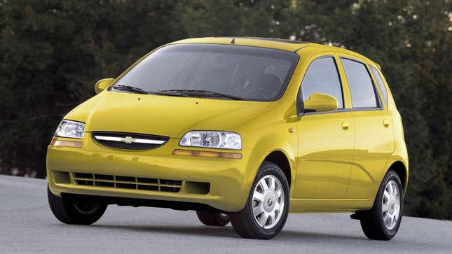 2004 Chevrolet Aveo hatchback