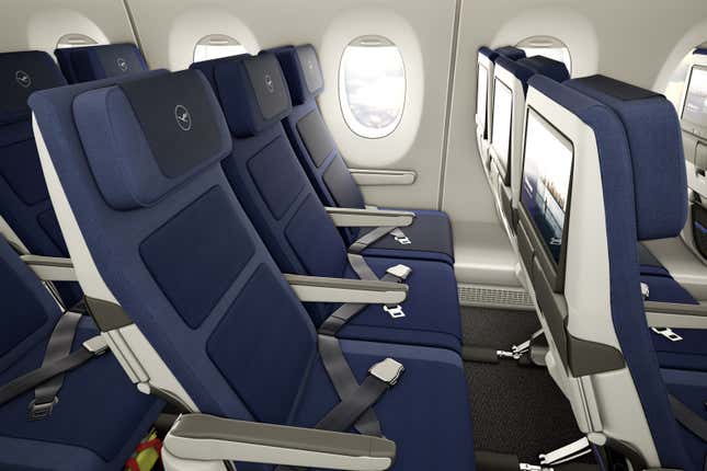 Image for article titled Lufthansa Is Putting Double Beds in First Class and I Just Want a Little More Leg Room