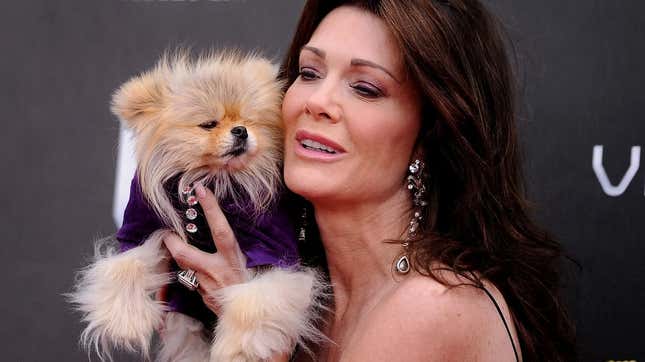 Lisa Vanderpump Sending Her Enemy a $132 Restaurant Bill Is Actually Kind of Amazing