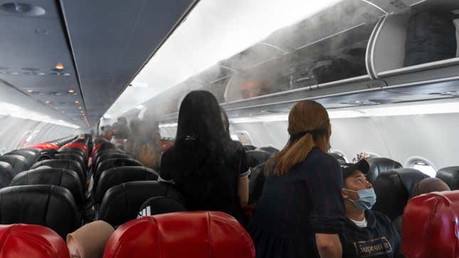 Image for article titled What to Do When Your Plane Cabin Fills With Fog