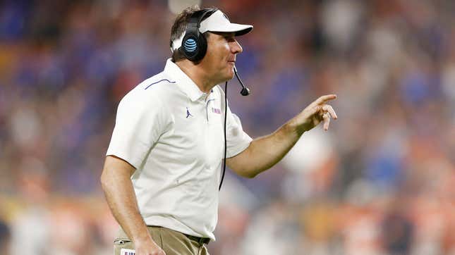 Dan Mullen wants to see 90,000 fans risk getting COVID so he can win football games