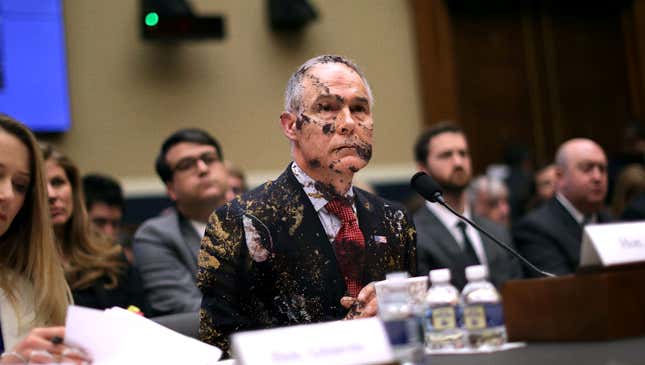 Image for article titled Dirty, Disheveled Scott Pruitt Confesses He Spent Last Of EPA Funding Weeks Ago
