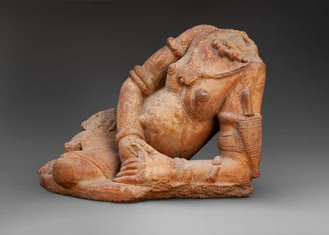 Reclining FigureMiddle Niger civilization, Jenne-jeno, Mali12th–14th centuryTerracottaMusée National du Mali, Bamako (R 88-19-275)