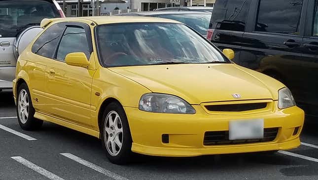 Image for article titled The 2022 Honda Civic Type R Is The Ghost Of Civics Past