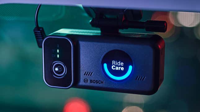 A close-up of the windshield mounted Bosch RideCare dashcam.