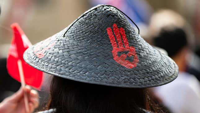 Image for article titled Burmese Women Protesting the Military Coup Are Having Their Sex Tapes Leaked