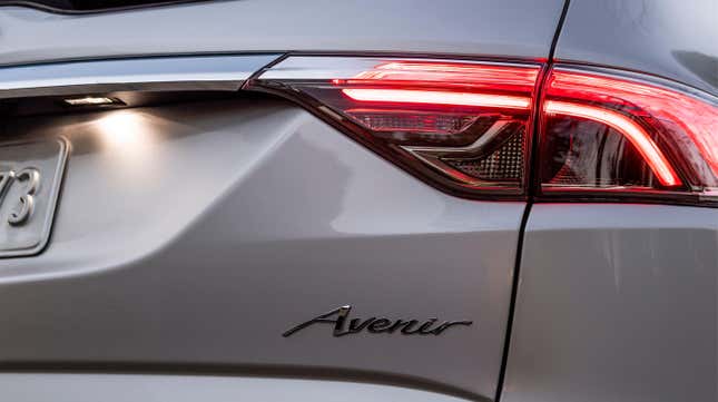 Image for article titled The 2022 Buick Enclave Is Still Trying To Be American Luxury