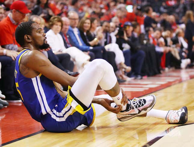 Image for article titled Warriors GM Bob Myers Announces Kevin Durant Tore Achilles, Clears Him To Play Game 6