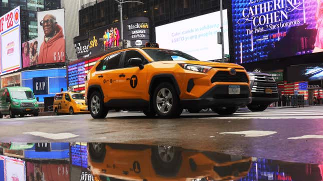 Image for article titled New York Yellow Cabs Will Finally Run Through Uber