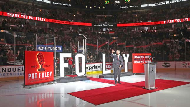 /Pat Foley was the voice of the Chicago Hawks for four decades.