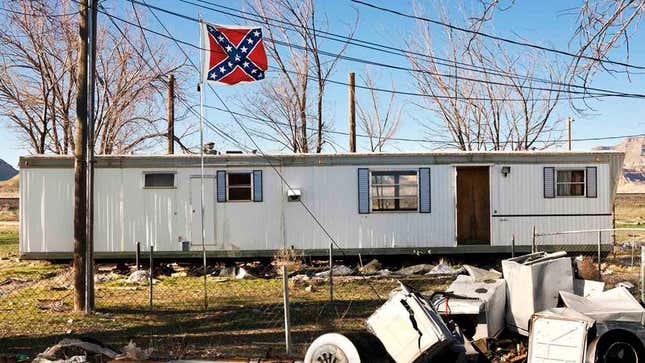 Image for article titled South Carolina Refuses To Remove Confederate Flag From Capitol Trailer