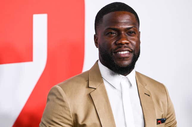 Image for article titled Kevin Hart Reportedly Suffered Multiple Spinal Fractures in Car Accident