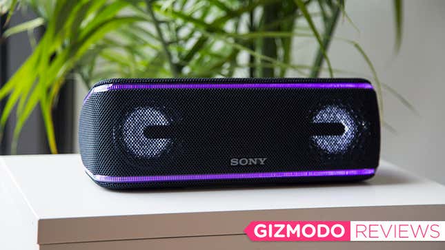 Sony's Glowing Bluetooth Speaker Didn't Take Me to the Club, Just Back to 1992<em></em>
