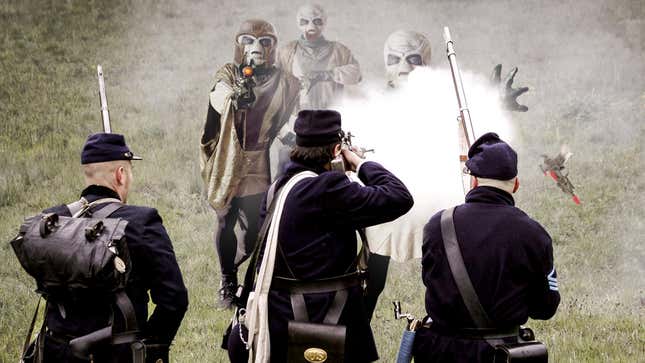 Image for article titled Union Soldiers Battle Aliens At Annual Gettysburg Ahistorical Reenactment