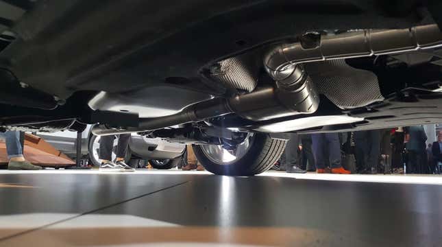 Image for article titled What I Found When I Crawled Under The 2020 Land Rover Defender