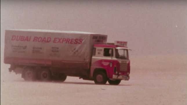 Imagen para el artículo titulado Así es como los camioneros llegaron desde Escandinavia a Dubai en 1976