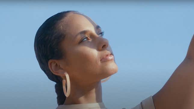 Image for article titled Big Beauty Tuesday: I Spent a Month With Alicia Keys&#39; Soulcare Line...Am I &#39;Fallin&#39; for It?