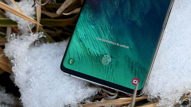 Image for article titled A Bug Lets Any Fingerprint Unlock the Galaxy S10 and Note 10, and Samsung Blames Phone Covers