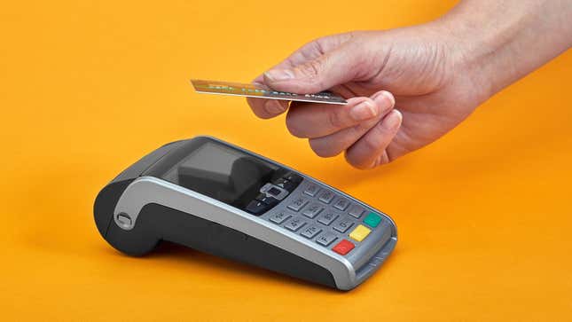 Image for article titled When to Avoid Credit Card Transaction Fees