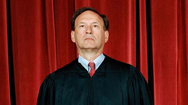 Image for article titled Lonesome Alito Declares Marriage Only Between A Man And The Sea