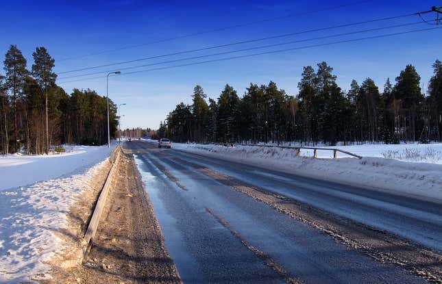 Imagen para el artículo titulado Por qué en Finlandia hay multas por exceso de velocidad de más de 100.000 euros