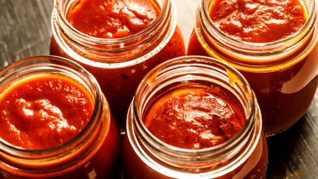 Image for article titled Rinse Your Marinara Jars With a Little Wine