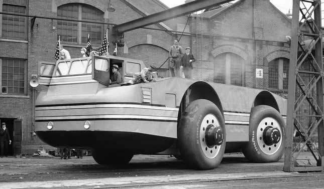 Imagen para el artículo titulado La increíble historia del Snow Cruiser, el monstruoso vehículo perdido en alguna parte de la Antártida