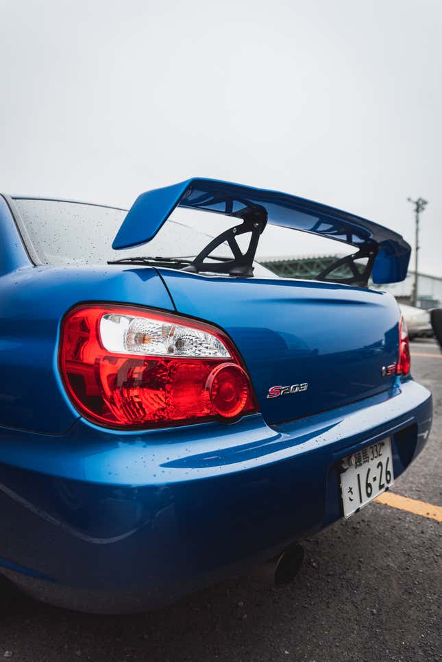 Image for article titled Inside Japan's Biggest Used Car Auction