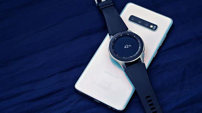 I love being able to use the S10+ as a wireless charging pad while traveling, so I don’t have to drag an extra cable and cradle around for the Galaxy Watch.