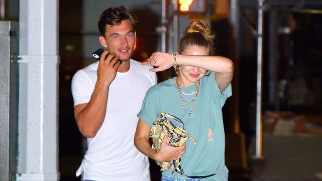 Image for article titled Gigi Hadid and Tyler Cameron Have Entered the Road Trip Phase of Their Relationship