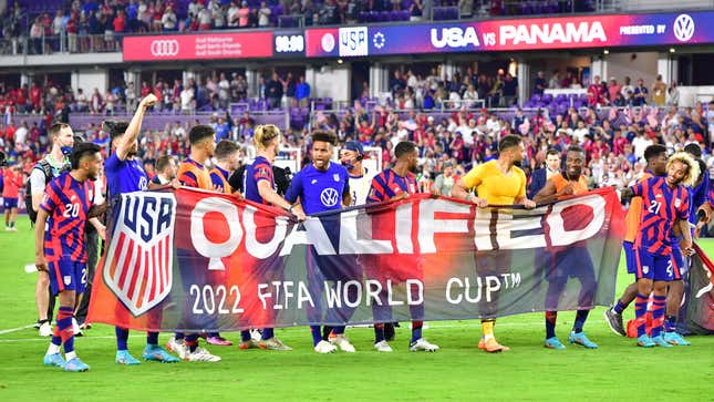 The USMNT thanks fans after qualifying for Qatar and the World Cup.