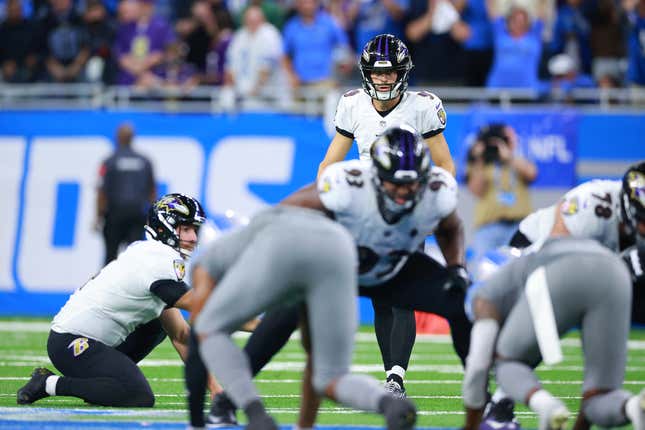 Losing on a 66-yard field goal? Typical Lions.