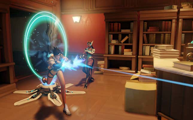 An Overwatch image with Tracer and Symmetry, weapons drawn, going in after someone off-screen.