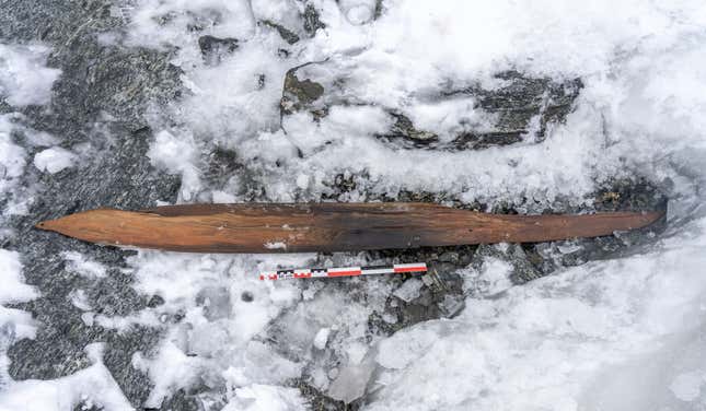 The second Digervarden ski after it was cleared of ice.