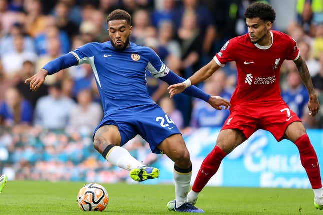 Reece James of Chelsea and Luis Diaz of Liverpool during the Premier League match between Chelsea FC and Liverpool FC at Stamford Bridge.