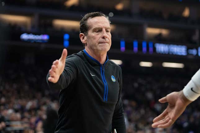 April 17, 2023; Sacramento, California, USA; Golden State Warriors assistant coach Kenny Atkinson during the second quarter in game two of the first round of the 2023 NBA playoffs against the Sacramento Kings at Golden 1 Center.