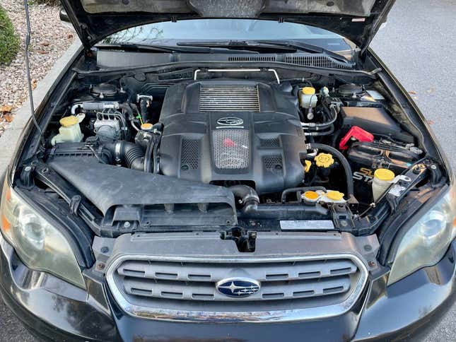 Image for article titled At $8,000, Is This Turbo/Manual 2005 Subaru Outback The Wagon To Want?