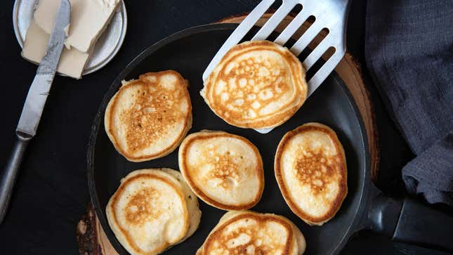 Image for article titled You&#39;re Flipping Your Pancakes Too Hard