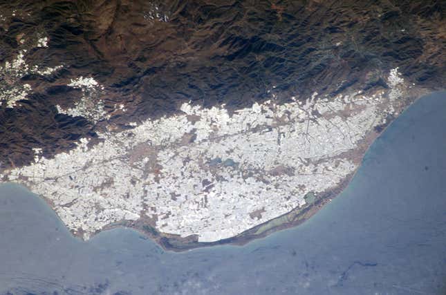 Image for article titled How humans shape the earth’s surface, as seen from space