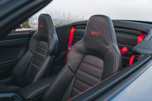 Image for article titled Porsche's America Edition 911 is a Tribute 70 Years in the Making