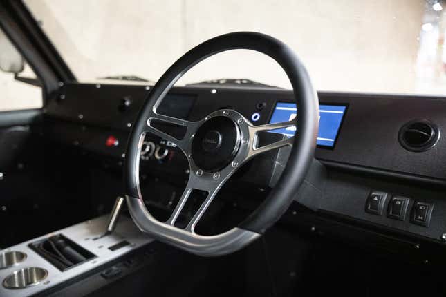 Image for article titled The Munro MK_1 Is an Electric SUV for Hardcore Off-Roading