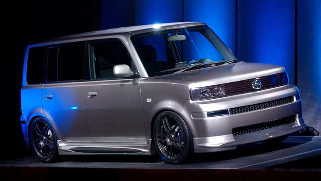 A prototype of what would later be called the Scion xB, previewed as the bbX, shown during Scion’s debut at the 2002 New York International Auto Show.