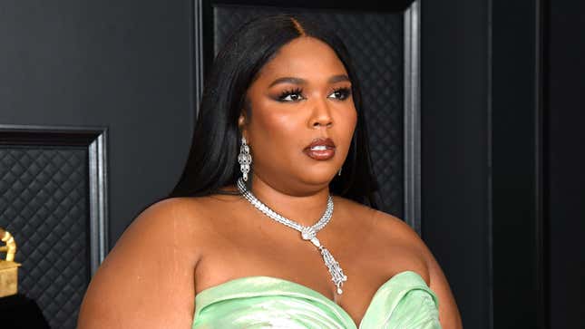 Image for article titled Lizzo Denies Harassment Allegations Against Her: 'I Am Not the Villain'