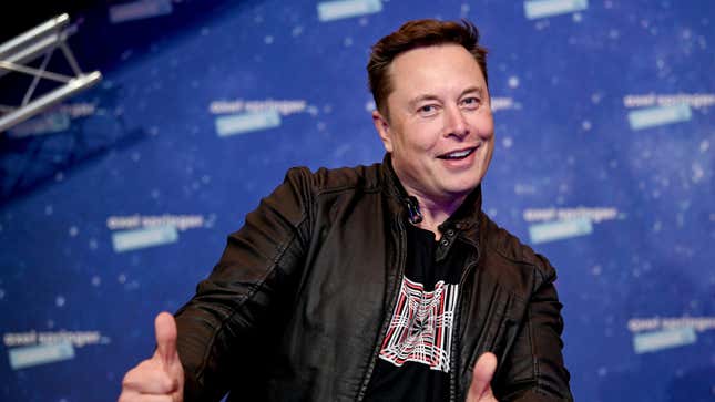 Elon Musk gives a thumbs up at the Axel Springer Award ceremony in Berlin in 2020.