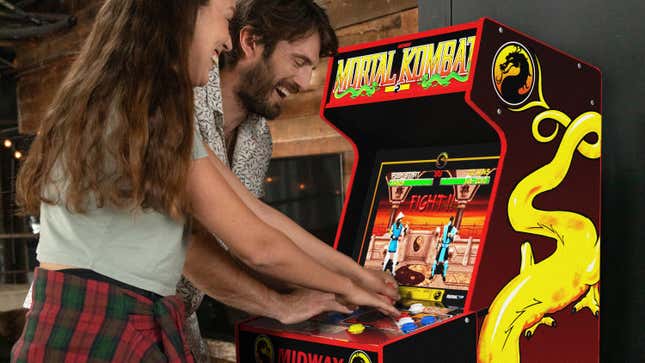 Image for article titled Arcade1Up&#39;s Mini Mortal Kombat Arcade Cabinet Includes Online Multiplayer for Free