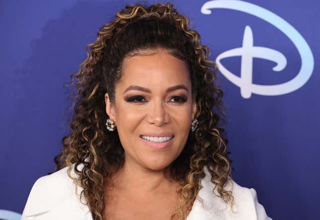 Image for article titled Sunny Hostin&#39;s New Novel Opens The Door To A Real Black Beach Community