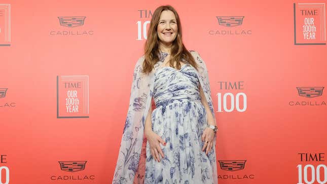 Image for article titled Drew Barrymore Says She's Trying to Grow Despite Her Mom Still 'Being on This Planet'