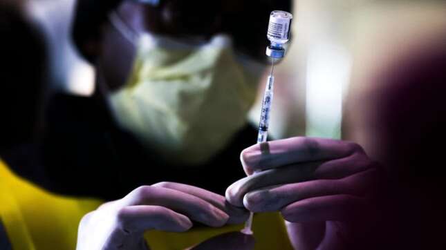 Imagen para el artículo titulado Pfizer dice que su vacuna es segura para niños de entre 5 y 11 años