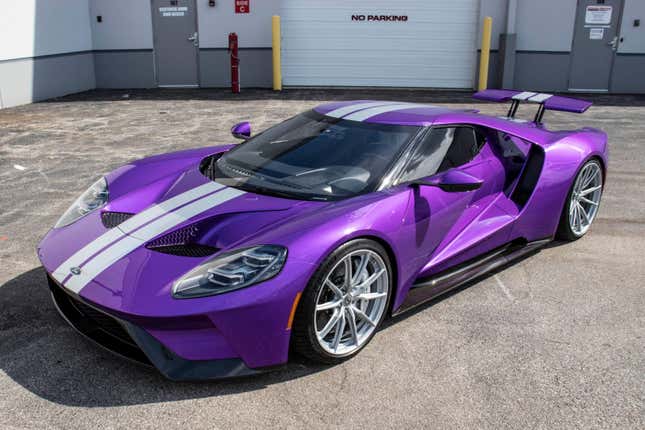 Image for article titled These Are Your Favorite Purple Cars