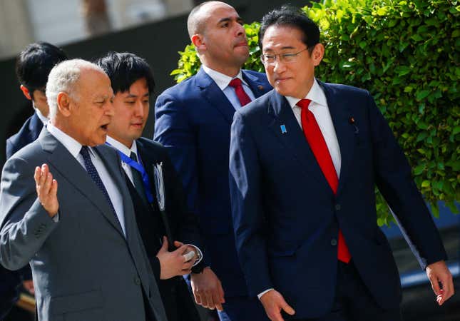Prime minister Kishida met with Arab League secretary-general Ahmed Aboul Gheit in Cairo during his trip. It’s the first visit to Egypt by a Japanese PM since 2015.